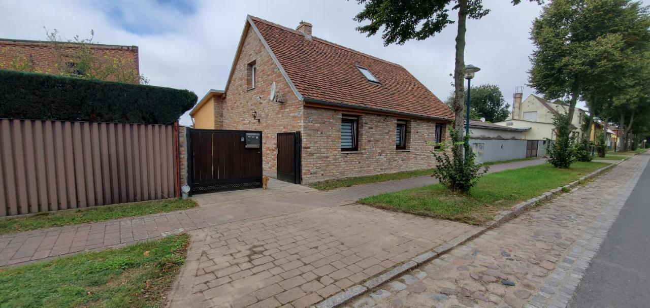 Haus Oderbruch Villa Neulewin Екстериор снимка